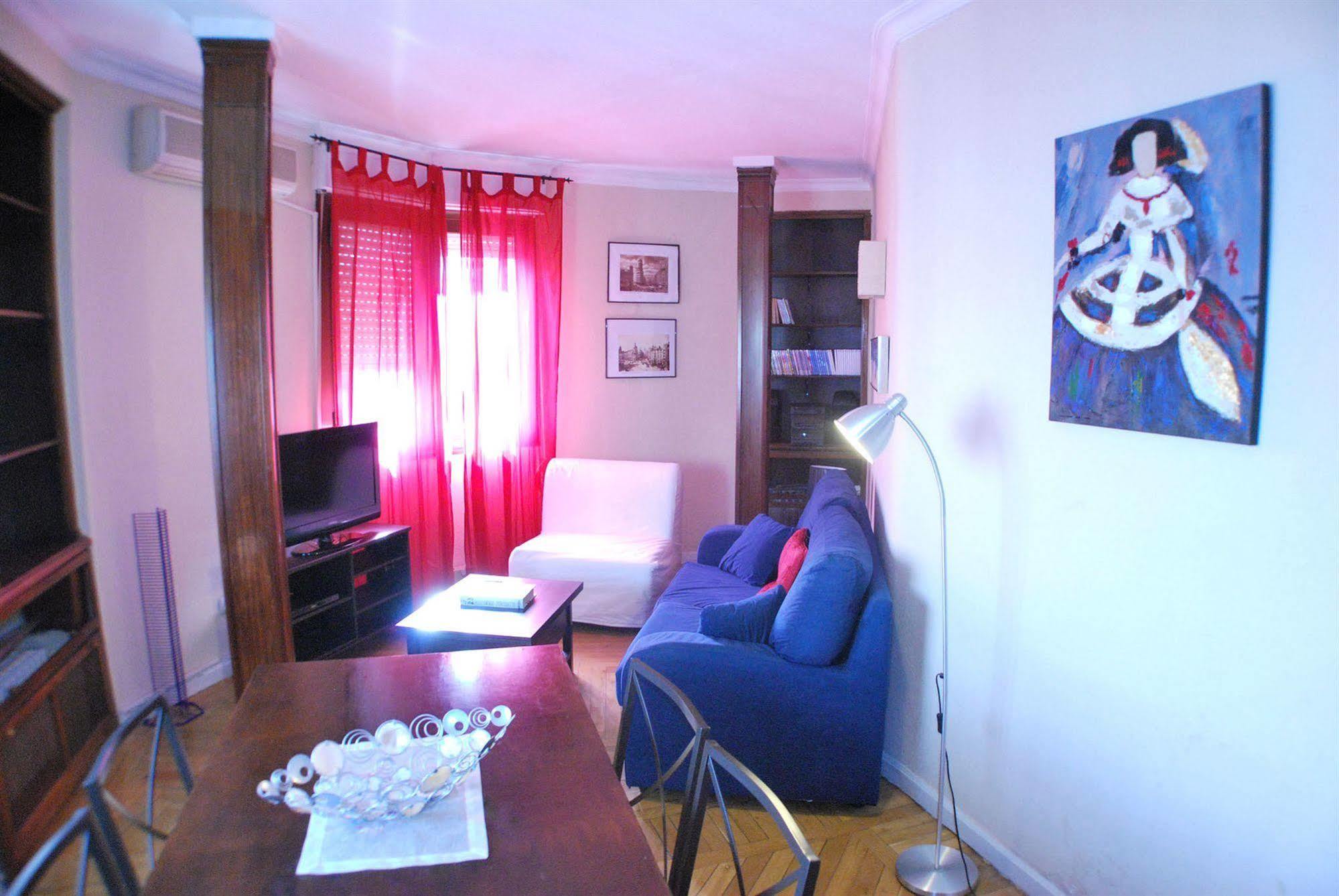 Apartamentos Aqui Me Quedo Madri Exterior foto