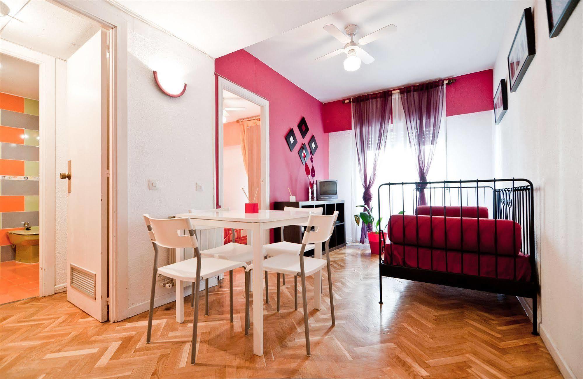 Apartamentos Aqui Me Quedo Madri Exterior foto